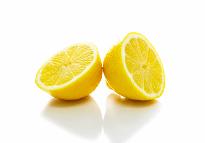 2 Zitronenhälften Moritz Nie