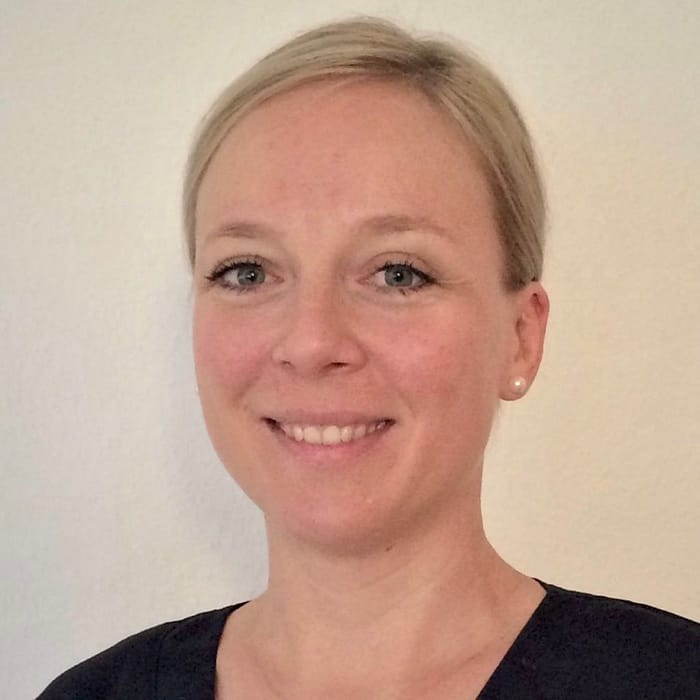 Dr Julia Bollacher Dr. Julia Bollacher, Zahnärztin
